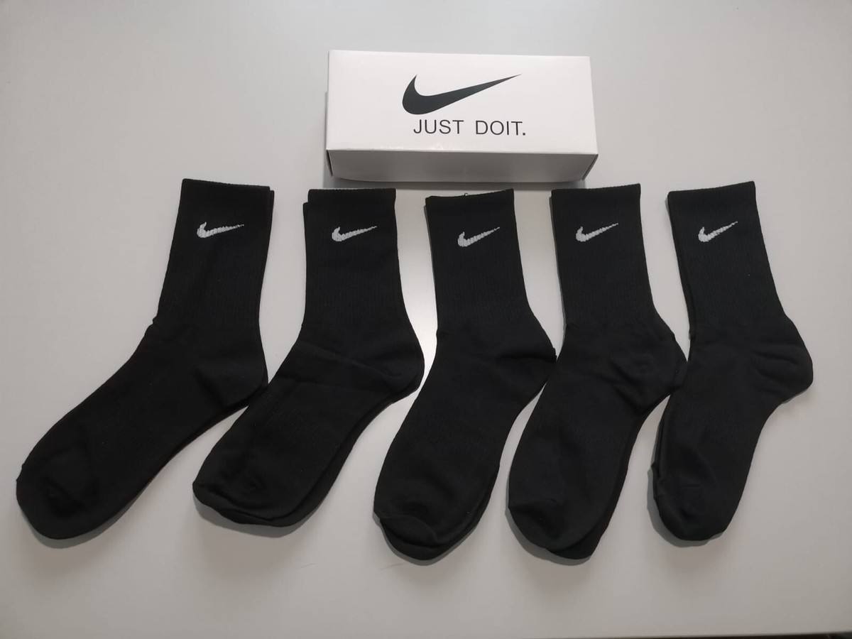 NIKE (5 pares) —-> 6€ ✨