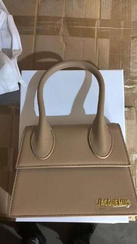 💥 Mala Jacquemus ✨