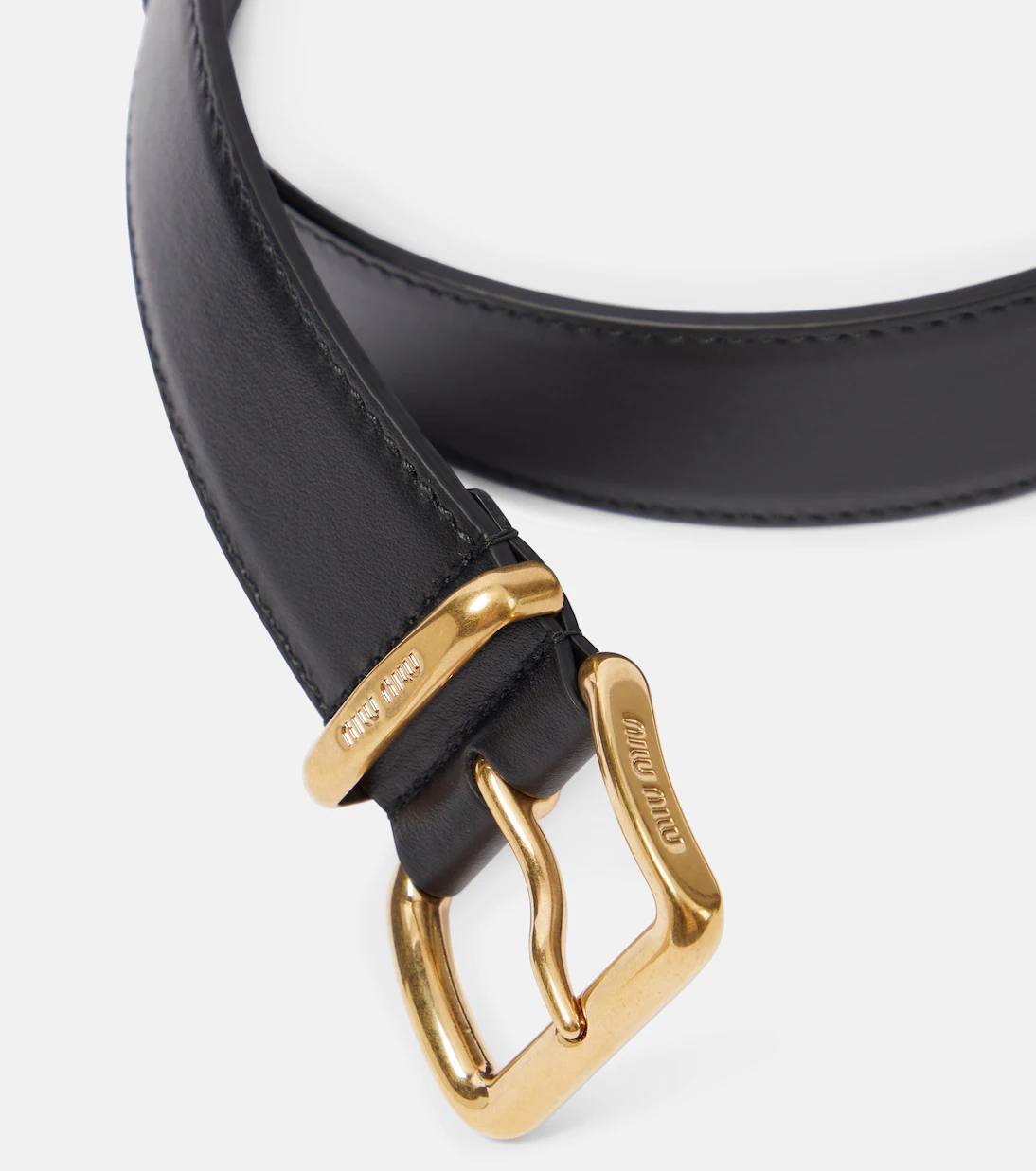 Cinturón Miu Miu ✨💫 13€ ✨