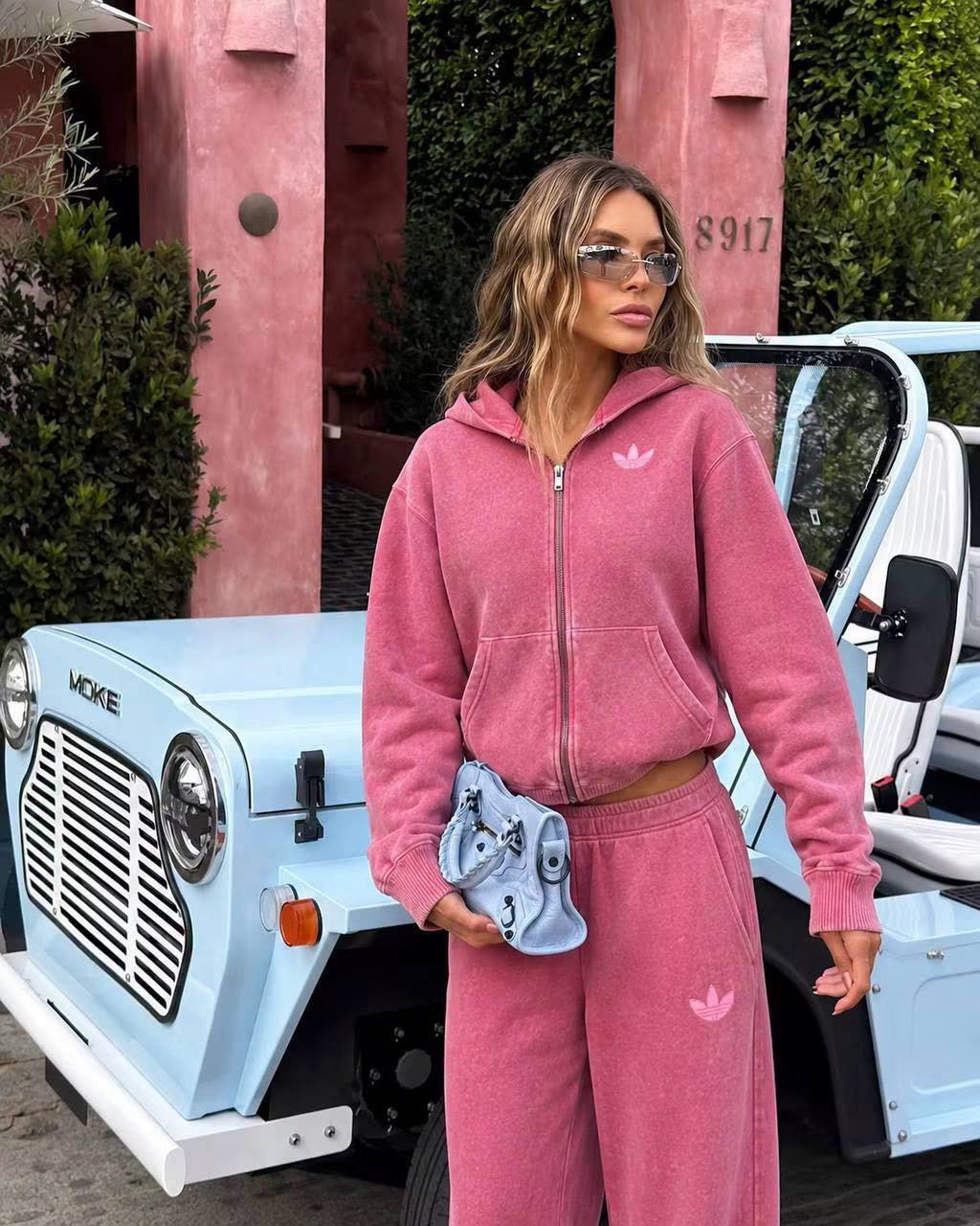 Adidas tracksuit ✨
