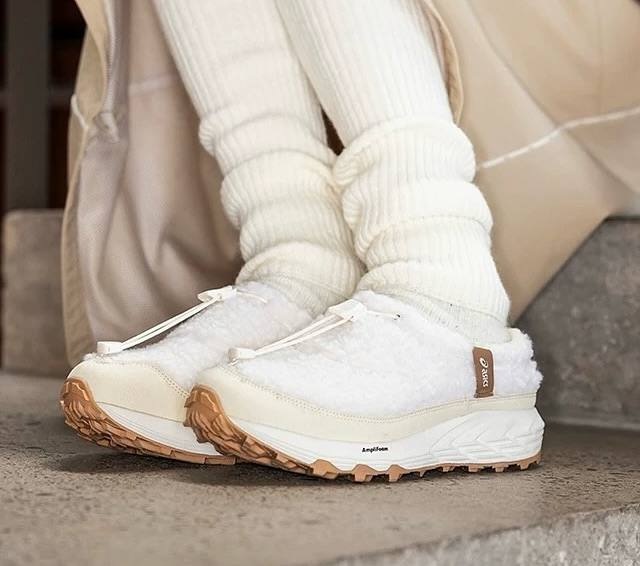 ASICS Gel Sonoma —-> 28€ ✨