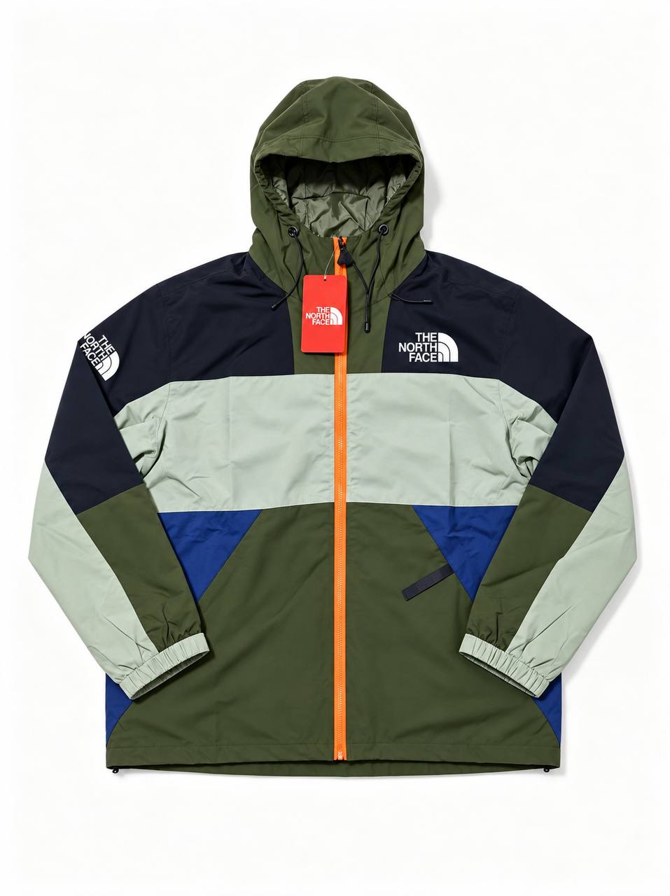THE NORTH FACE —-> 28€ ✨