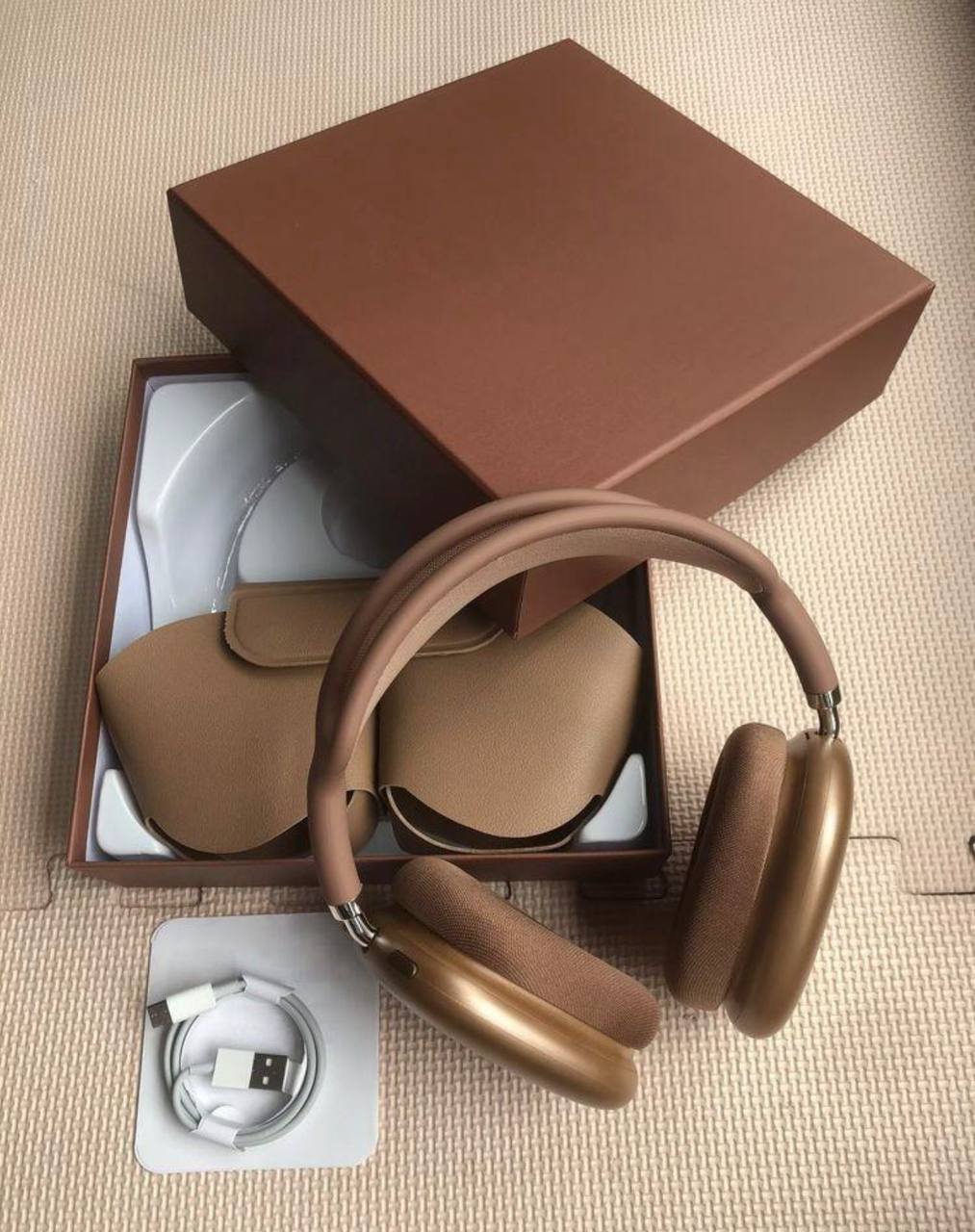 AirPods Max x Kim Kardashian ✨