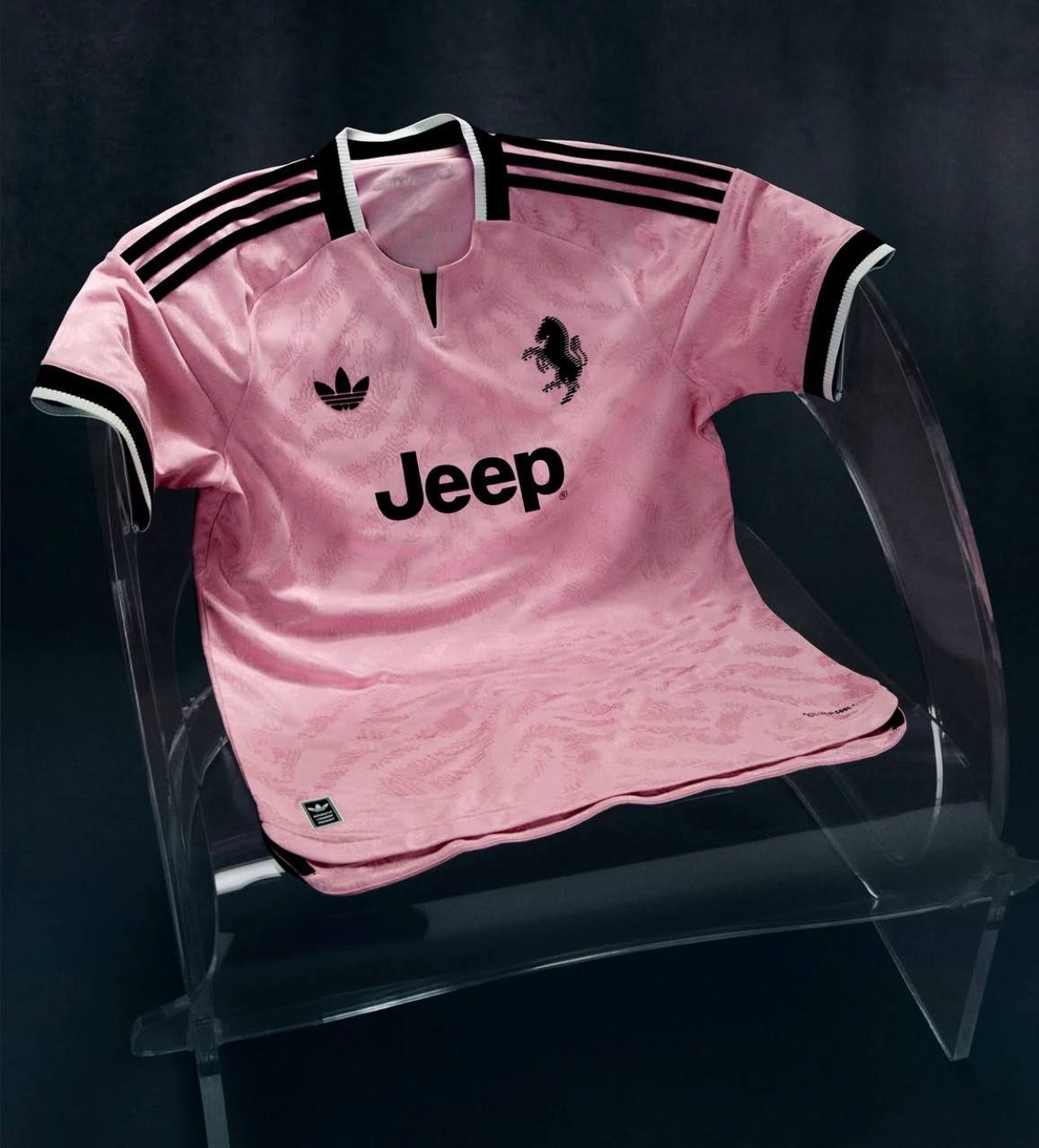 ADIDAS Juventus 26/27 —-> 13€ ✨