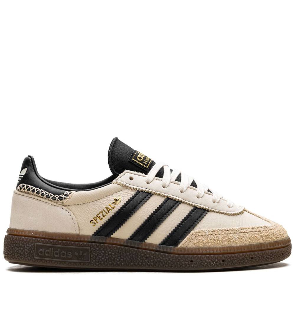ADIDAS Spezial —-> 21€ ✨