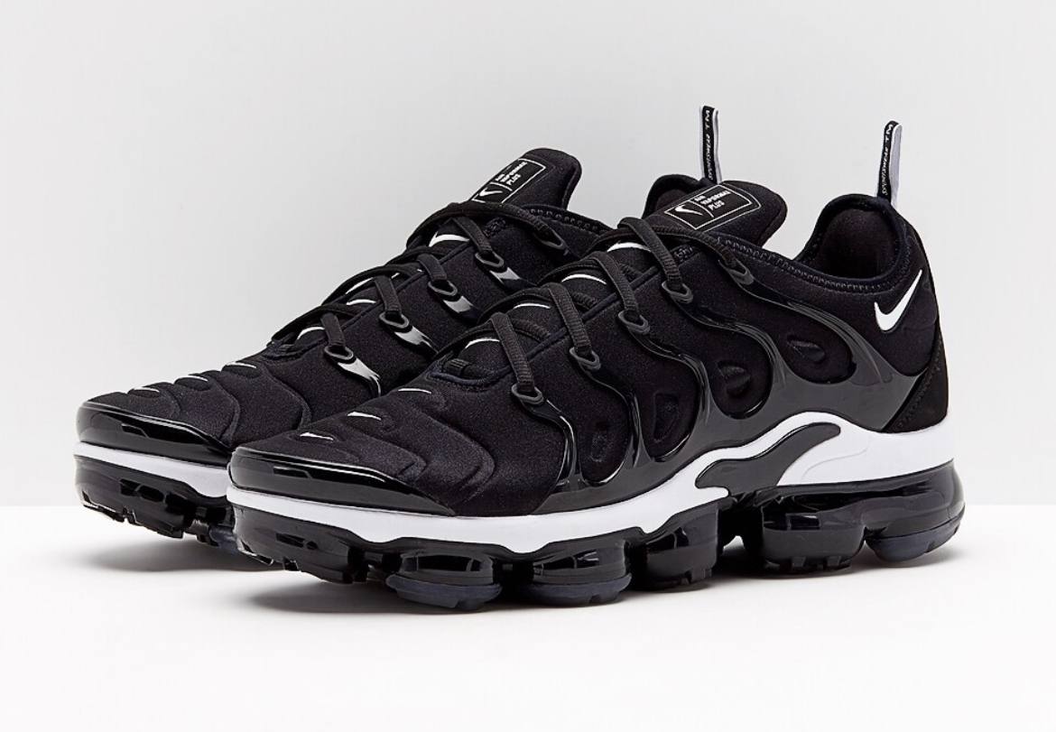 NIKE VaporMax Plus —-> 32€ ✨