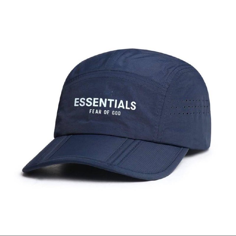 GORRA ESSENTIALS ✨