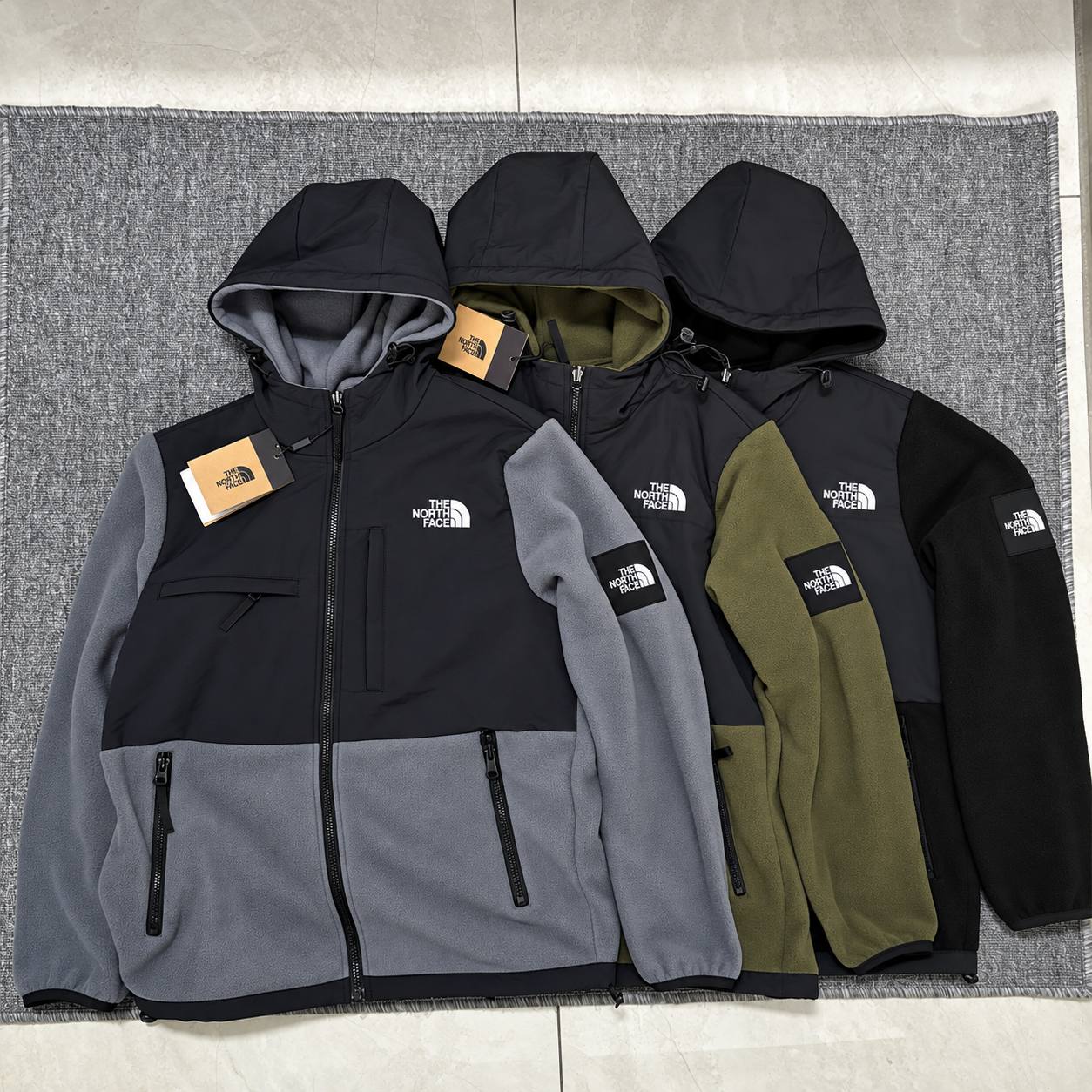 THE NORTH FACE —-> 30€ ✨