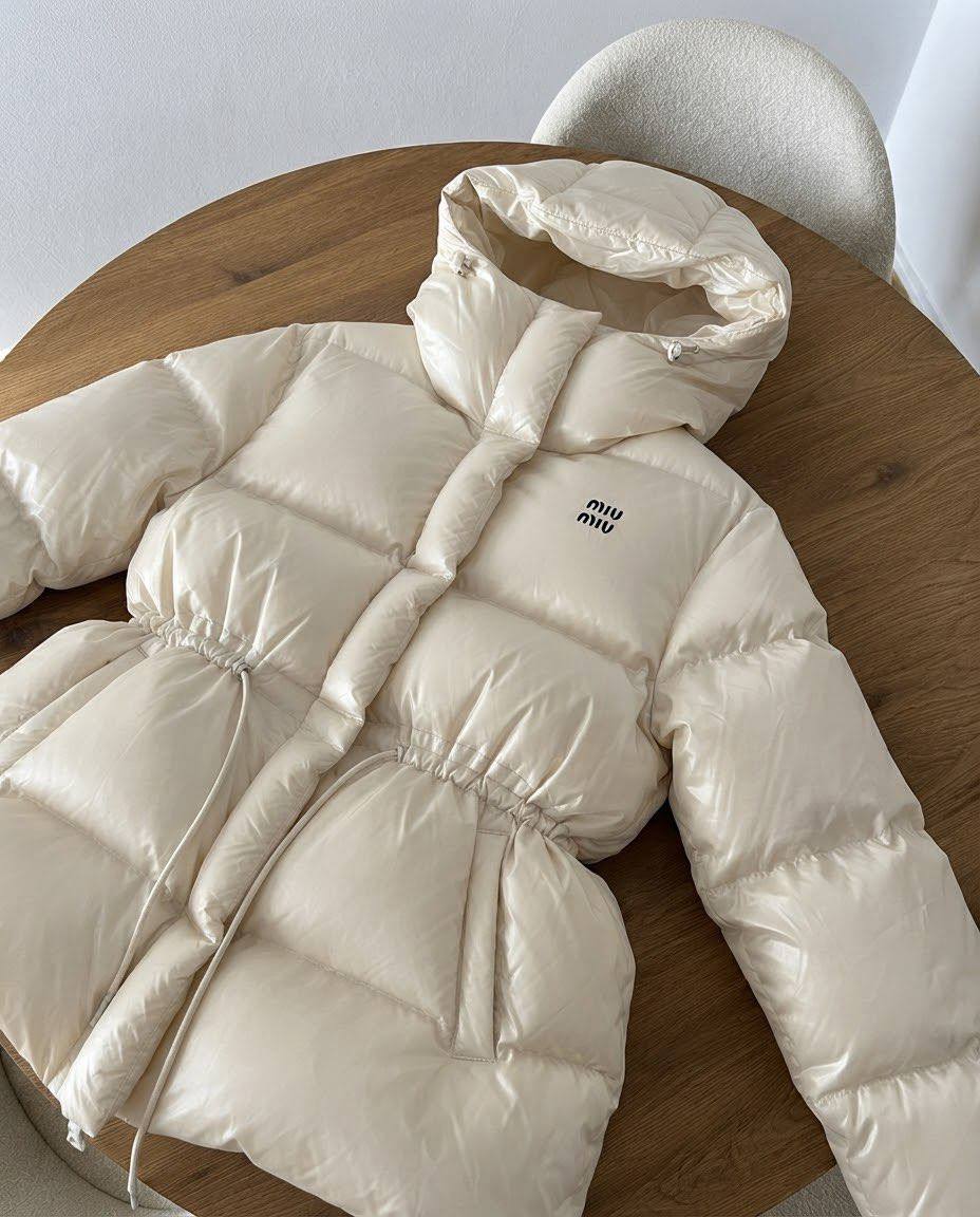 MIU MIU PUFFER COAT —-> 25,17€ ✨