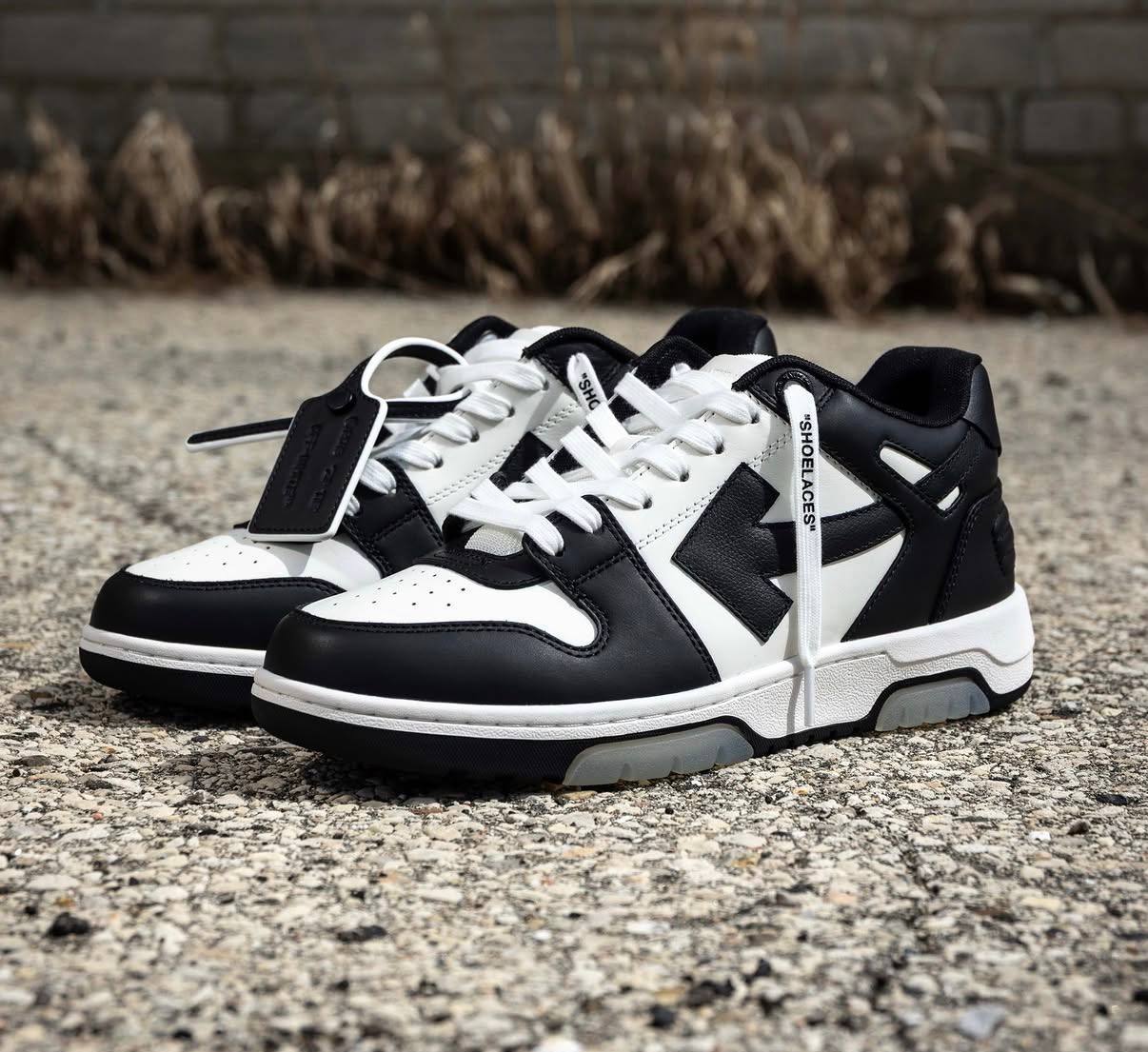 OFF WHITE —-> 43€ ✨