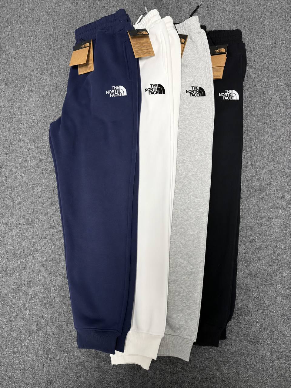 THE NORTH FACE (bordado) —-> 15€ ✨
