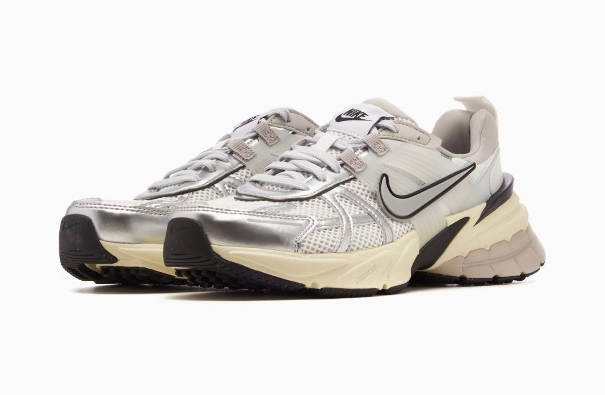 NIKE V2K —-> 33€ ✨