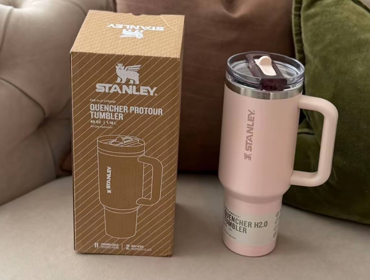 Termo. STANLEY ✨💫. 38€ ✨
