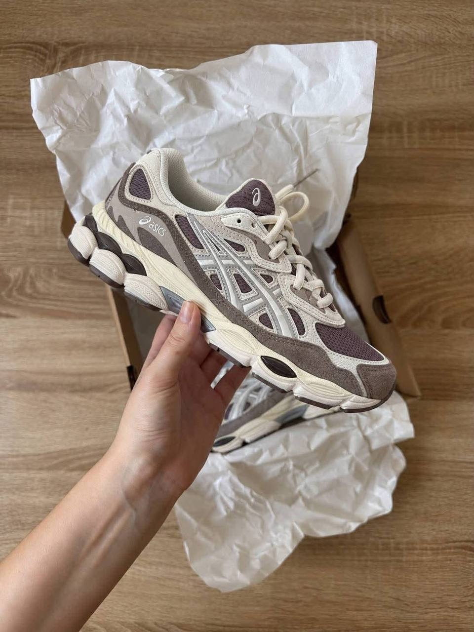 ASICS Gel NYC brown mix 😍 ✨