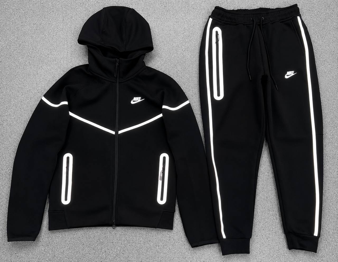 NIKE "Tech Fleece" —-> 71€ ✨